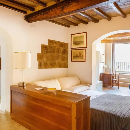 The Balcony - Piazza Del Campo *