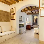 The Balcony - Piazza Del Campo Apartment Siena