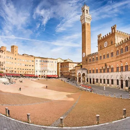 The Balcony - Affaccio Su Piazza Del Campo * Siena