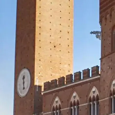 The Balcony - Affaccio Su Piazza Del Campo *