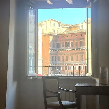 The Balcony - Affaccio Su Piazza Del Campo Apartment Siena