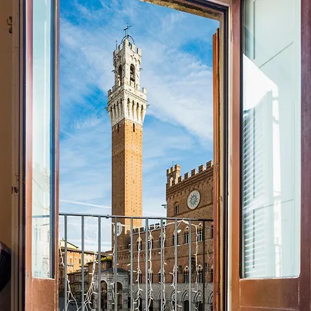 The Balcony - Affaccio Su Piazza Del Campo Apartment Siena