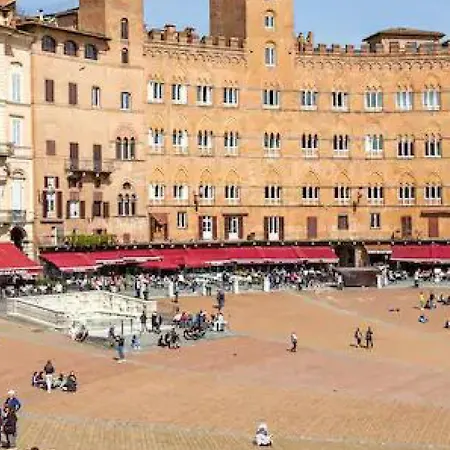 Apartment The Balcony - Affaccio Su Piazza Del Campo Siena